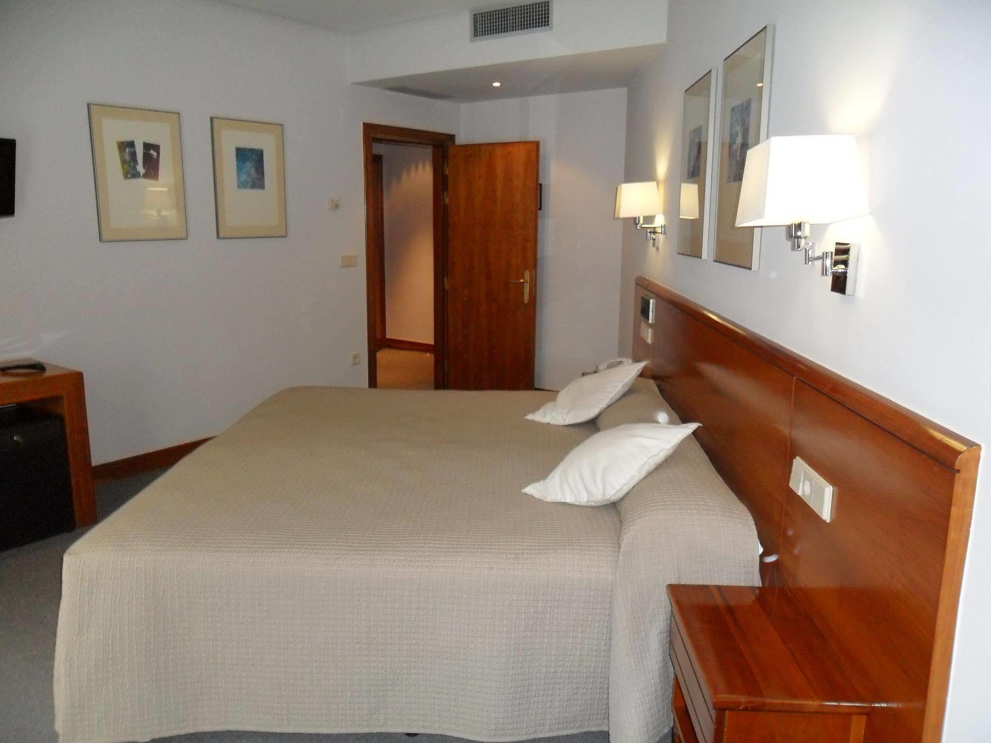 Hotel Anoeta San Sebastian Exterior photo